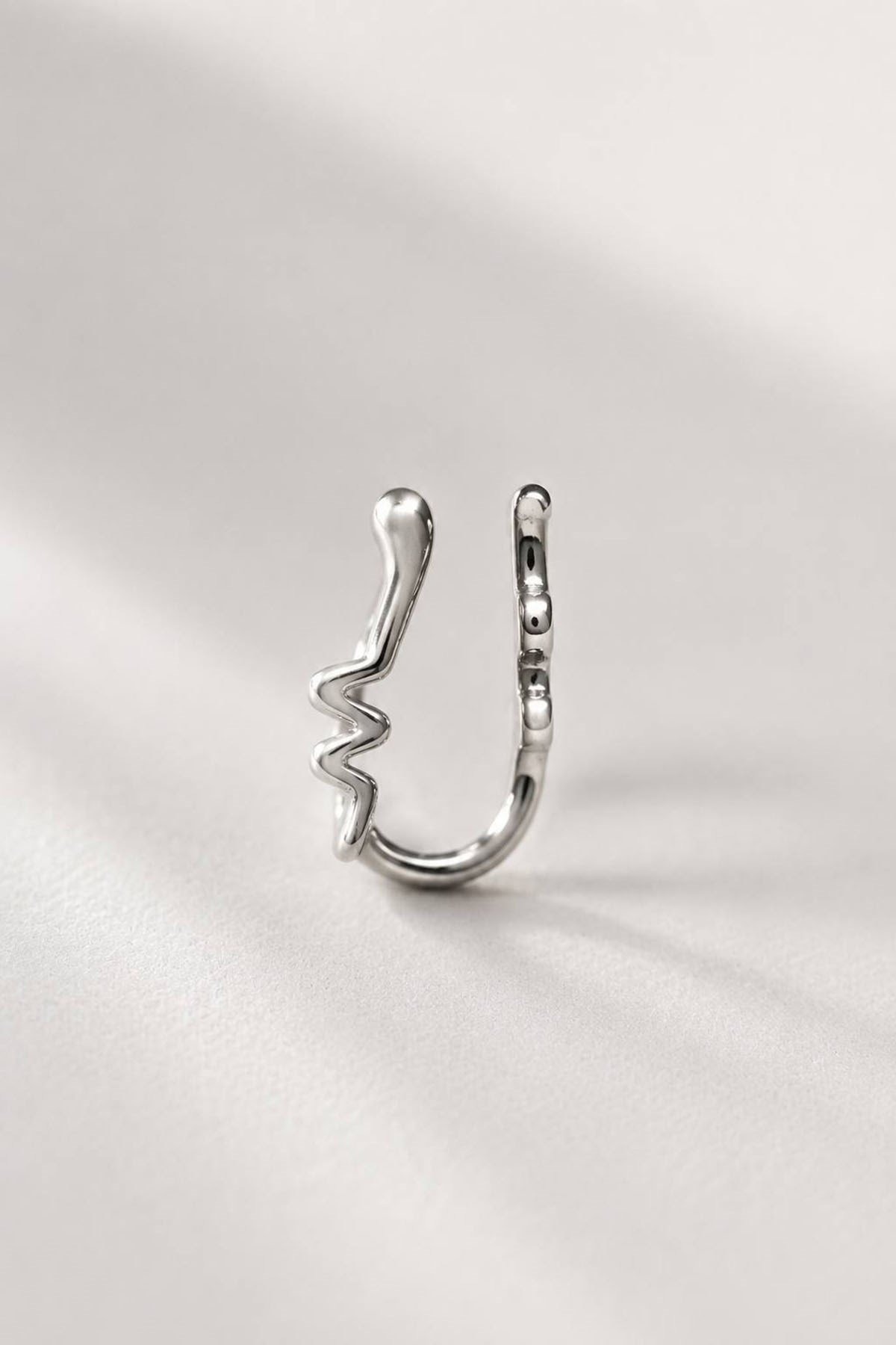 Gümüş Renk Cerrahi Çelik Deliksiz Kulak/Burun Piercing